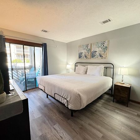 Spacious Modern Condo - 1St Floor - One Block To The Beach Myrtle Beach Eksteriør bilde
