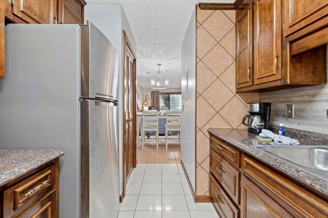 Spacious Modern Condo - 1St Floor - One Block To The Beach Myrtle Beach Eksteriør bilde