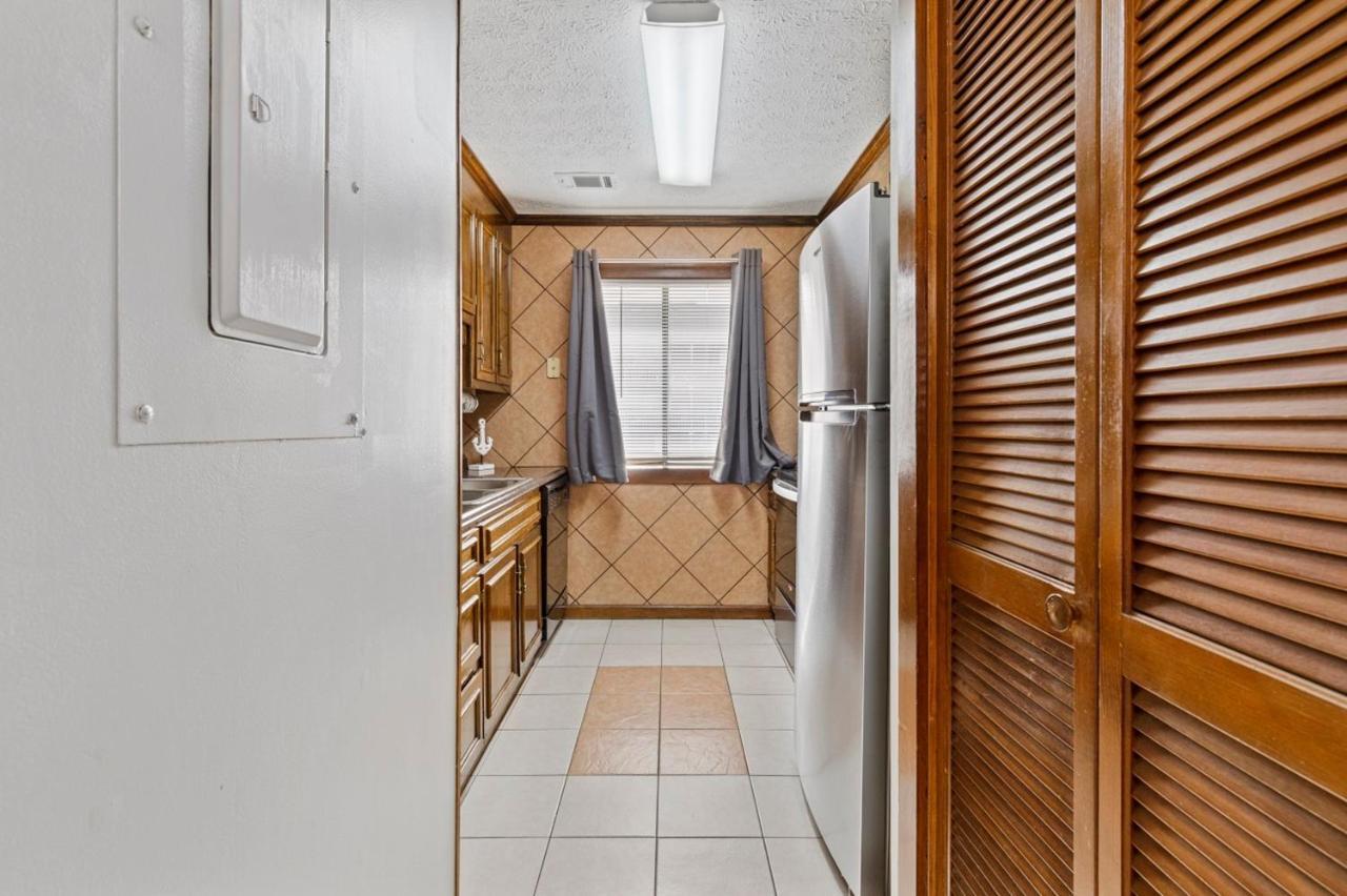 Spacious Modern Condo - 1St Floor - One Block To The Beach Myrtle Beach Eksteriør bilde