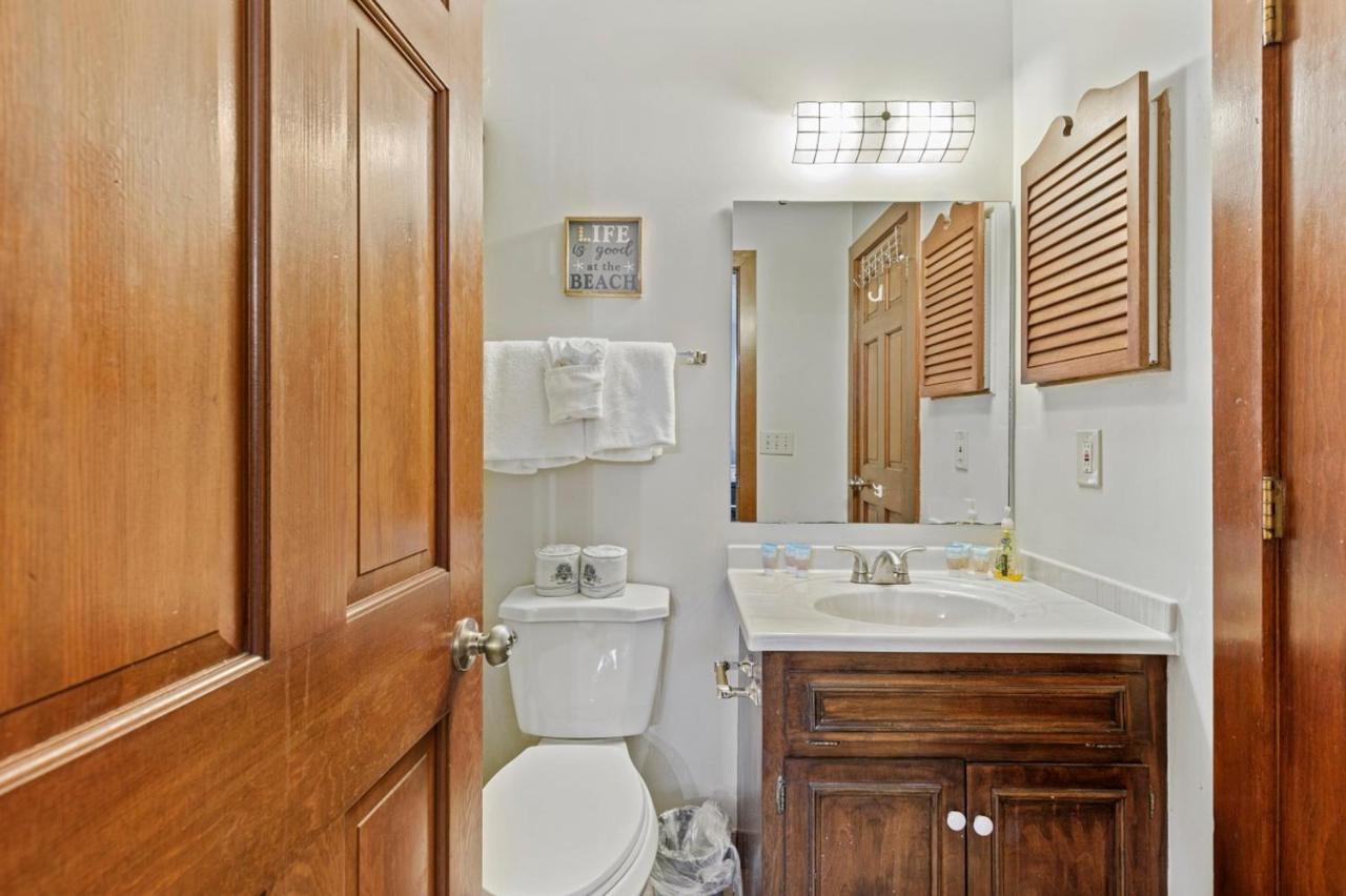 Spacious Modern Condo - 1St Floor - One Block To The Beach Myrtle Beach Eksteriør bilde